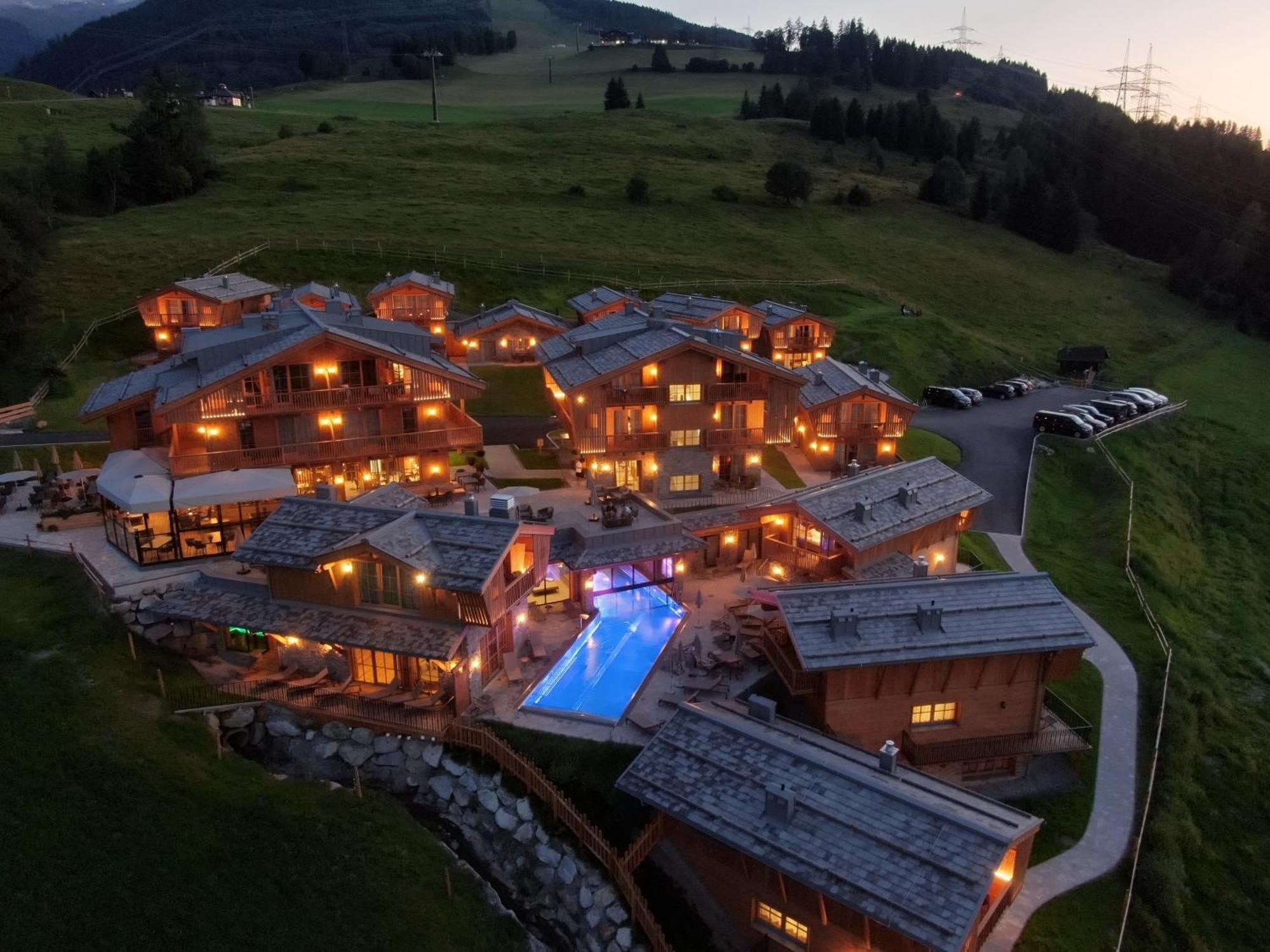Zaglgut Hotel-Chalets Wellness & Views With Summer Card Included Kaprun Esterno foto